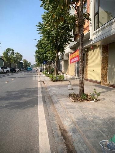 Cho thuê nhà mặt phố Lê Đại quận Long Biên