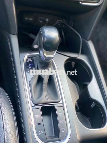 Hyundai Santa Fe 2019 2.2L - 78000 km