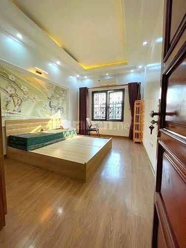 QUÁ HIẾM! NHỈNH 8 TỶ PHỐ TRẠM, NHÀ DÂN XÂY 5 TẦNG, Ô TÔ QUA NHÀ, FULL 