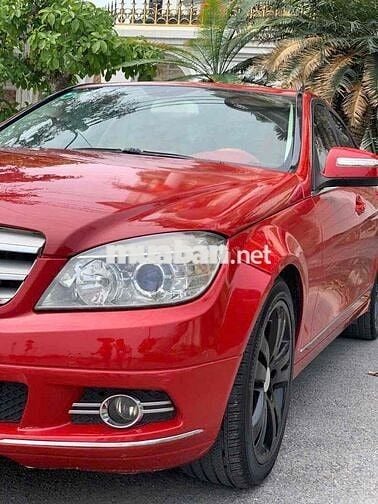 Mercedes-Benz C-Class Đỏ 5 chỗ