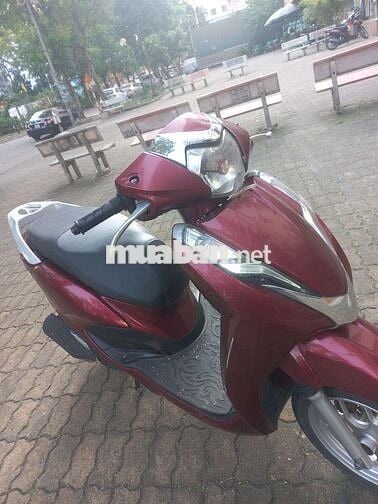 Honda Lead 2021 màu đỏ, xe đẹp, cốp rộng, mới 90%