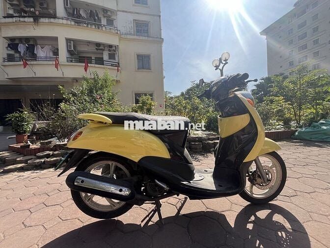 Yamaha Mio Classico màu vàng
