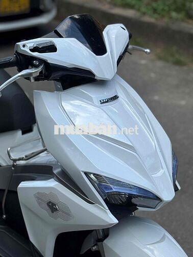 Honda Air Blade 125 moden 2018 Trắng khoá smkey
