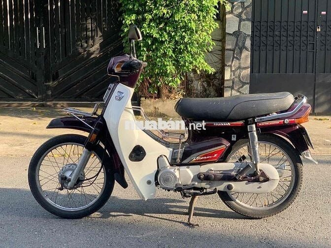 Honda Dream thái 1997 zin nguyên chiếc mới 90%