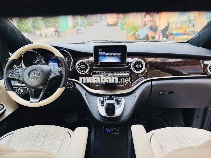 Mercedes-Benz V220 2016 Đen