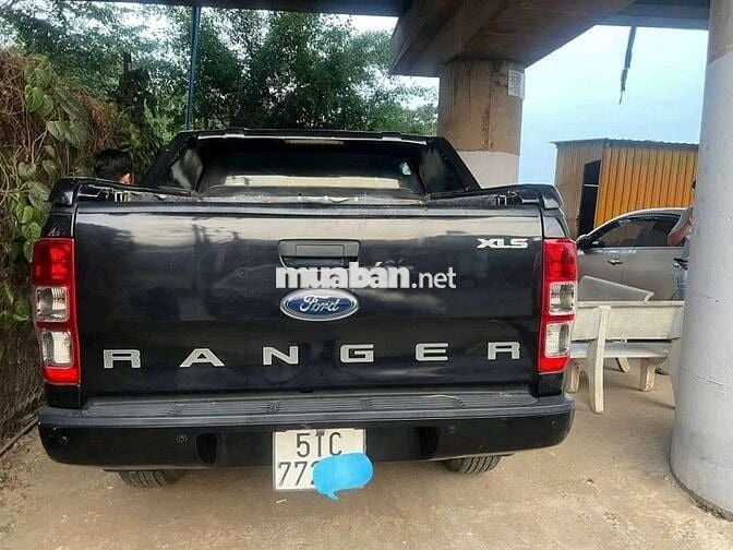 Ford Ranger XLS 2016 Tự động 100000 km Đen