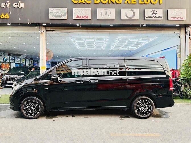 Mercedes-Benz V220 2016 Đen