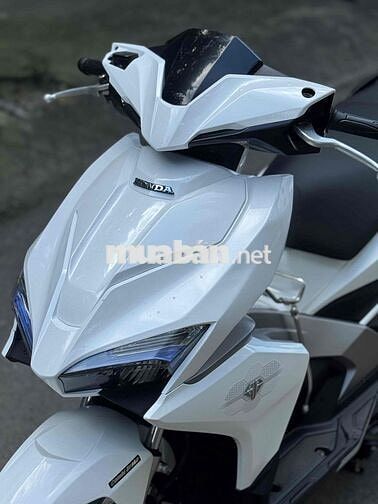 Honda Air Blade 125 moden 2018 Trắng khoá smkey