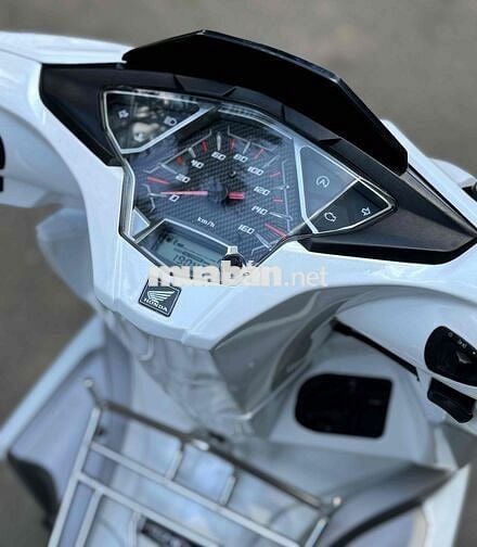 Honda Air Blade 125 moden 2018 Trắng khoá smkey