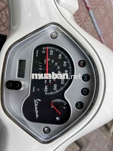 Piaggio Vespa GTS Super 125 i.e. 2016 Trắng