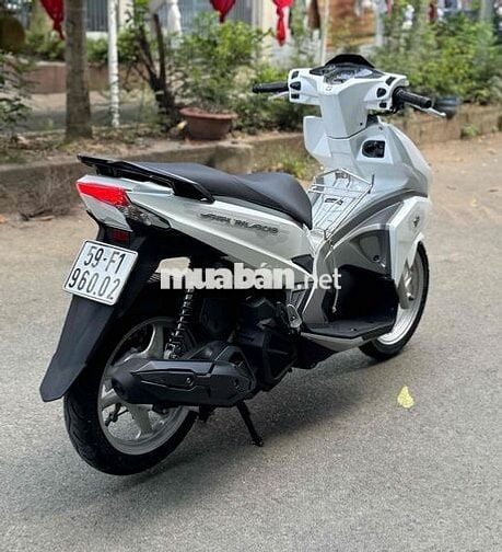 Honda Air Blade 125 moden 2018 Trắng khoá smkey