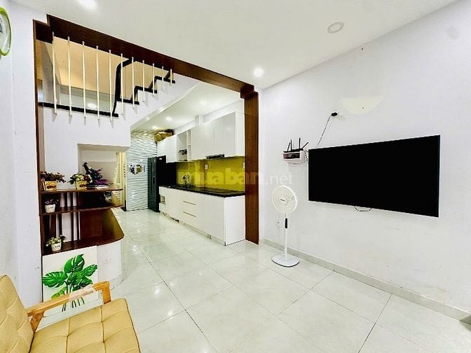 Bán nhà 408/6/15A Chu Văn An P12 BT chính chủ