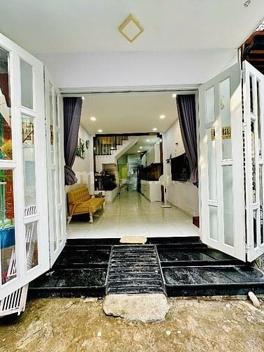 Bán nhà 408/6/15A Chu Văn An P12 BT chính chủ