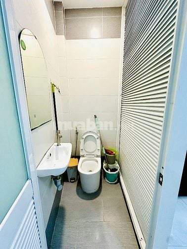 Bán nhà 408/6/15A Chu Văn An P12 BT chính chủ