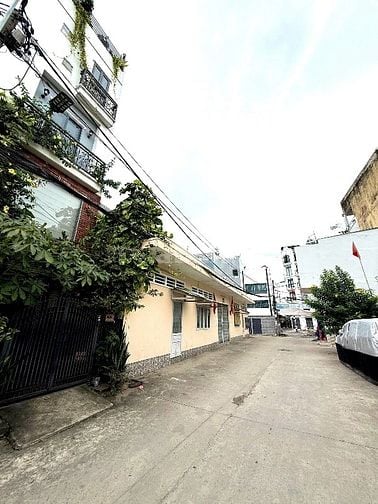 Bán nhà 408/6/15A Chu Văn An P12 BT chính chủ