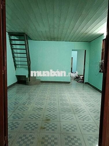 🍒Cho thuê nhà cấp 4 MT 1076 Nguyễn Văn Tạo NB*Dt 7x40*3pn* Giá 14tr