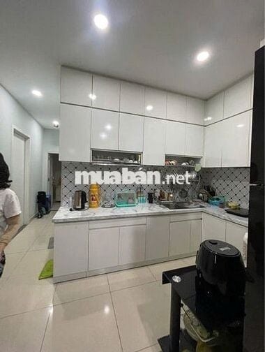 Chung cư Cộng Hoà Garden, P.12, TB: 50m2, đầy đủ NT, 1p ngủ, 10tr5/th.