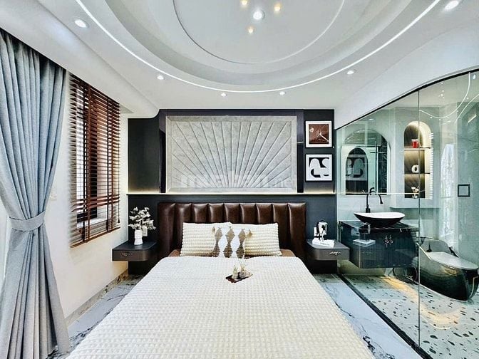 BÁN NHÀ ĐẸP 2 LẦU GIÁ NGỘP 4.25 TỶ