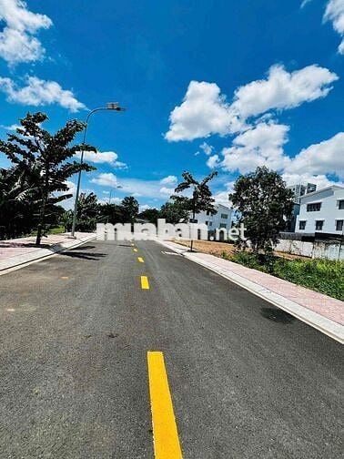 Bán Lô Đất KDC Hà Đô 5 x 22 Đường 10m. Giá: 5tỷ xxx - Thới An