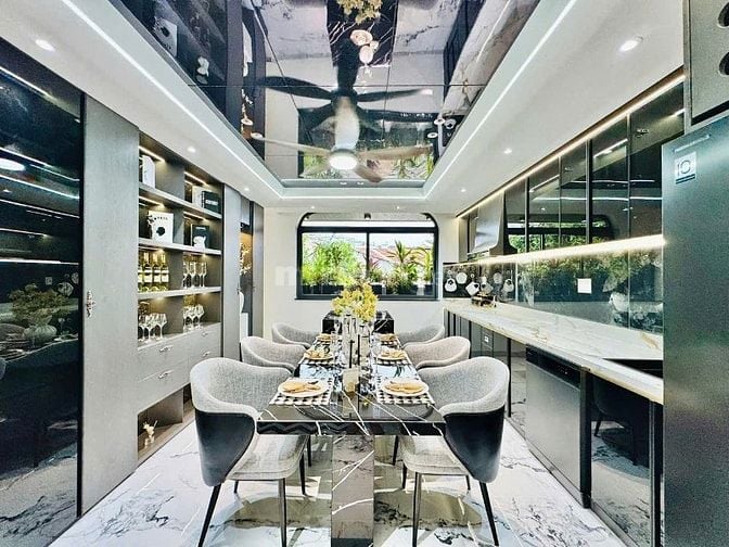 BÁN NHÀ ĐẸP 2 LẦU GIÁ NGỘP 4.25 TỶ