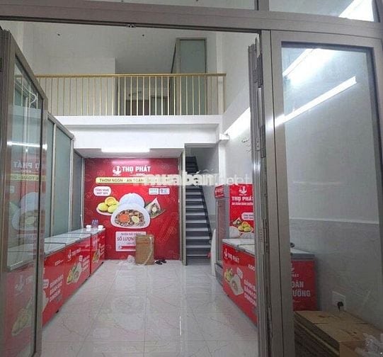 Ngay Ngã Tư Lê Quang Định Chợ Bà Chiểu Ngang 5m Vỉa Hè Rộng Phòng Ngủ