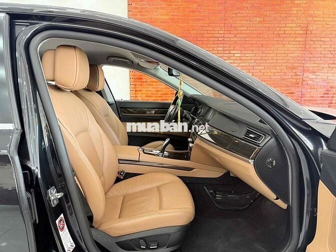 BMW 730LI đăng Ký 2012 1 chủ Đen nội thất nâu
