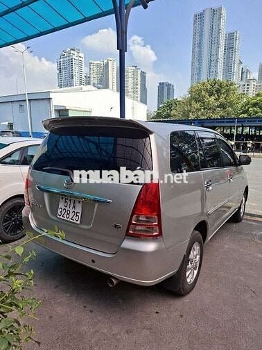 Toyota Innova Bạc 7 chỗ Số sàn