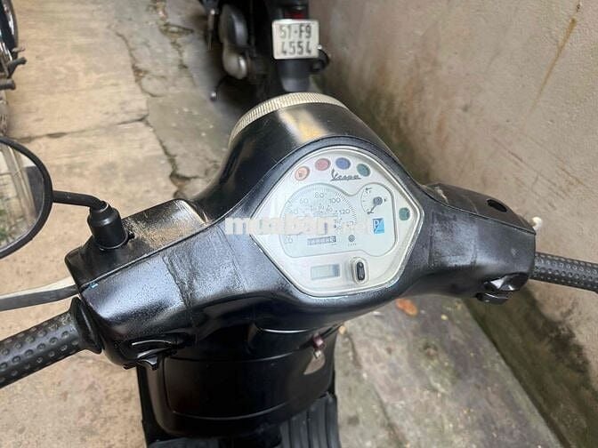 xe piggio Vespa Lx Y doi2011