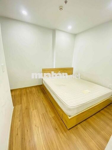 Cho thuê Bcons Garden 2pn-2wc giá 5.8tr, full nội thất, ở liền được