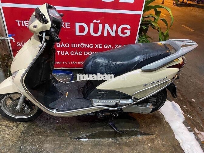 xe biển thành phố. không chính chủ. máy êm