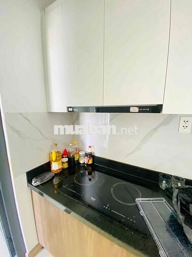 Cho thuê Bcons Garden 2pn-2wc giá 5.8tr, full nội thất, ở liền được