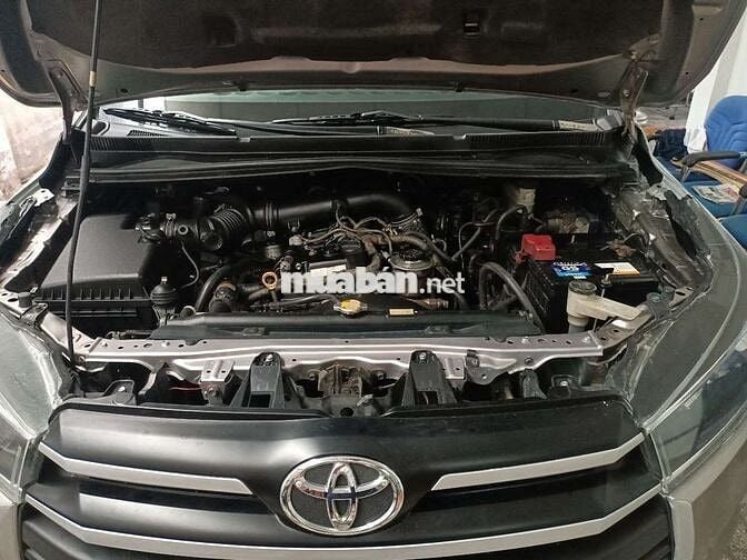 Chính chủ cavet bán  Innova 2016 2.0E. Số sàn