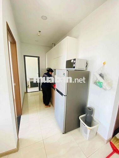 Cho thuê Bcons Garden 2pn-2wc giá 5.8tr, full nội thất, ở liền được