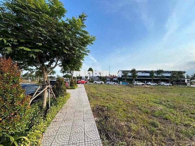 Bán đất khu đô thị mới kinghill residence tại mặt đường Nguyễn Hữu Tri