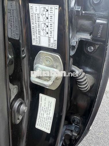 Toyota Innova 2006 G - 240000 km