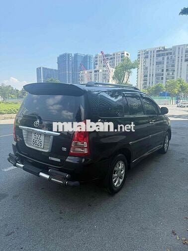 Toyota Innova 2006 G - 240000 km