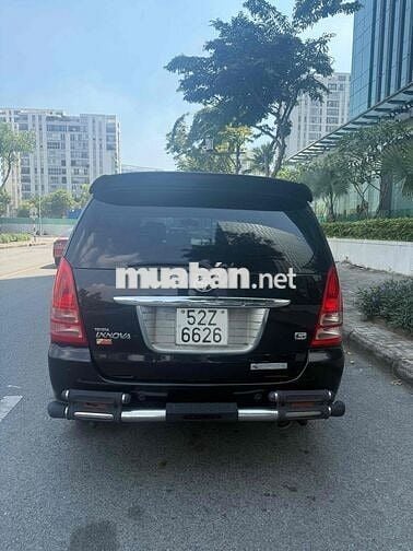 Toyota Innova 2006 G - 240000 km