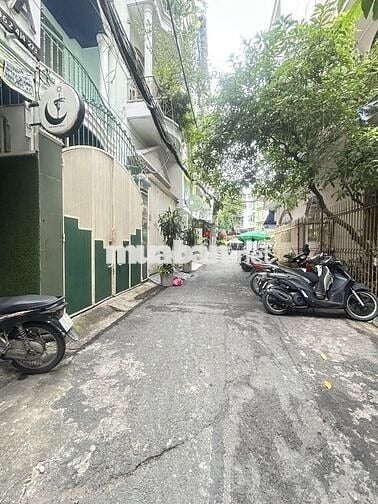 Nhà đẹp đường Thành Thái, Đường Ô Tô Tải, Nhà Trống, Giá tốt