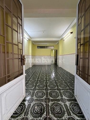 Nhà Hẻm Xe Hơi- 185/6 Nguyễn Lâm, P.7, Q.10. 3.4m x 11.6m. DT đất 40m.