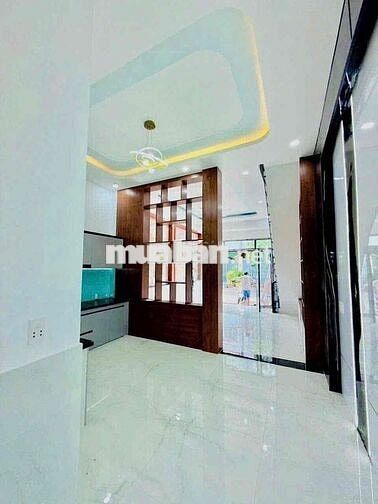 Cho THUÊ nhà nguyên căn 1 trệt 3 lầu mới hoàn thiện đường Nguyễn Du, p