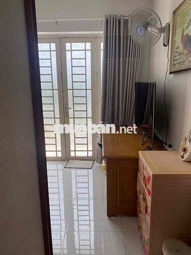 Chính Chủ, Bán Nhà Một Trệt Một Lầu 5*17.3, 3PN, 2WS, Hoàn Công Đầy Đủ