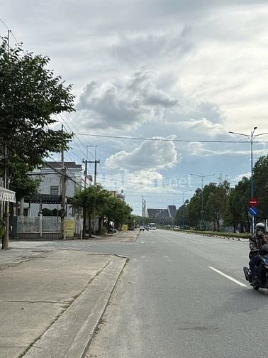 ĐẤT TÁI ĐỊNH CƯ HOÀ PHÚ CHỦ GIẢM 200 TRIỆU CẦN BÁN GẤP