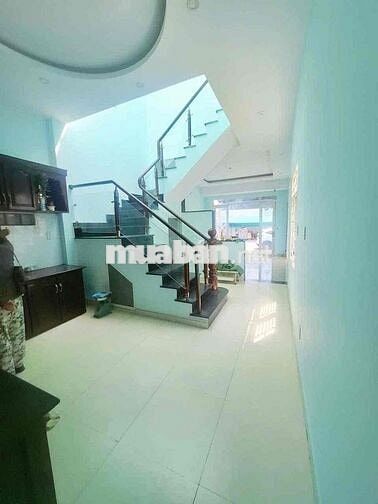 cho thuê căn nhà mặt tiề n KDC Bửu Long Kp1 P.Bửu Long tỉnh Đồng Na