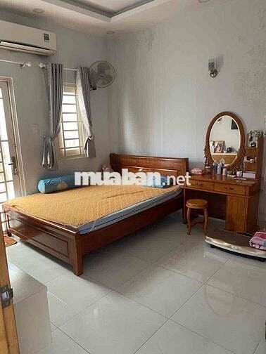 Chính Chủ, Bán Nhà Một Trệt Một Lầu 5*17.3, 3PN, 2WS, Hoàn Công Đầy Đủ