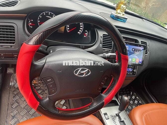 Hyundai AZERA std màu trắng