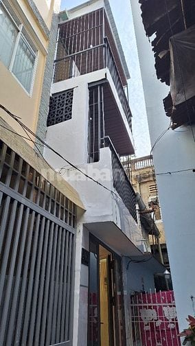 Nhà tuyệt đẹp, DTSD 69m2, 1trệt, 2 lầu, H18A Trần V Thành, P8, Q8