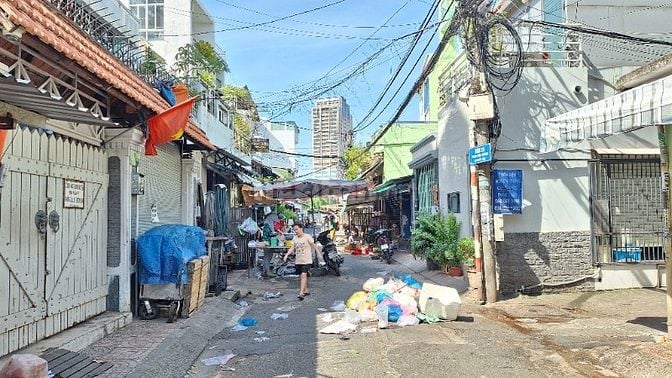 Nhà tuyệt đẹp, DTSD 69m2, 1trệt, 2 lầu, H18A Trần V Thành, P8, Q8