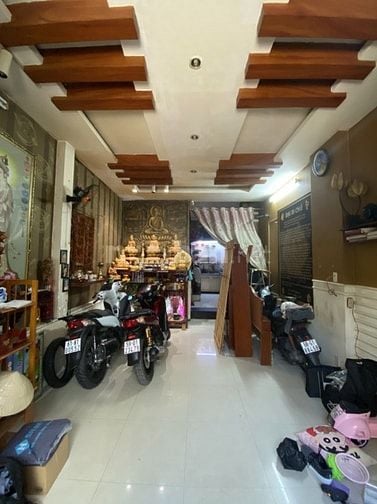 ĐẶNG CHẤT QUẬN 8, CÁCH Q1,Q5 CHỈ 400M - HẺM 5M, DT 48M2 (4X12) 3 TẦNG.