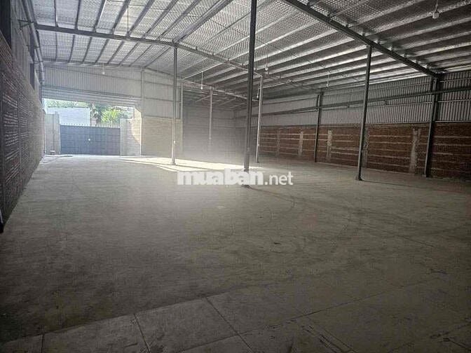 Cho thuê mặt bằng và kho 800m Phường Phú Lợi Thủ Dầu Một