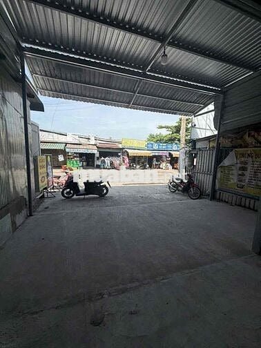 cho thuê MTKD an dương vương p16 q8 DT 300m giá 30tr